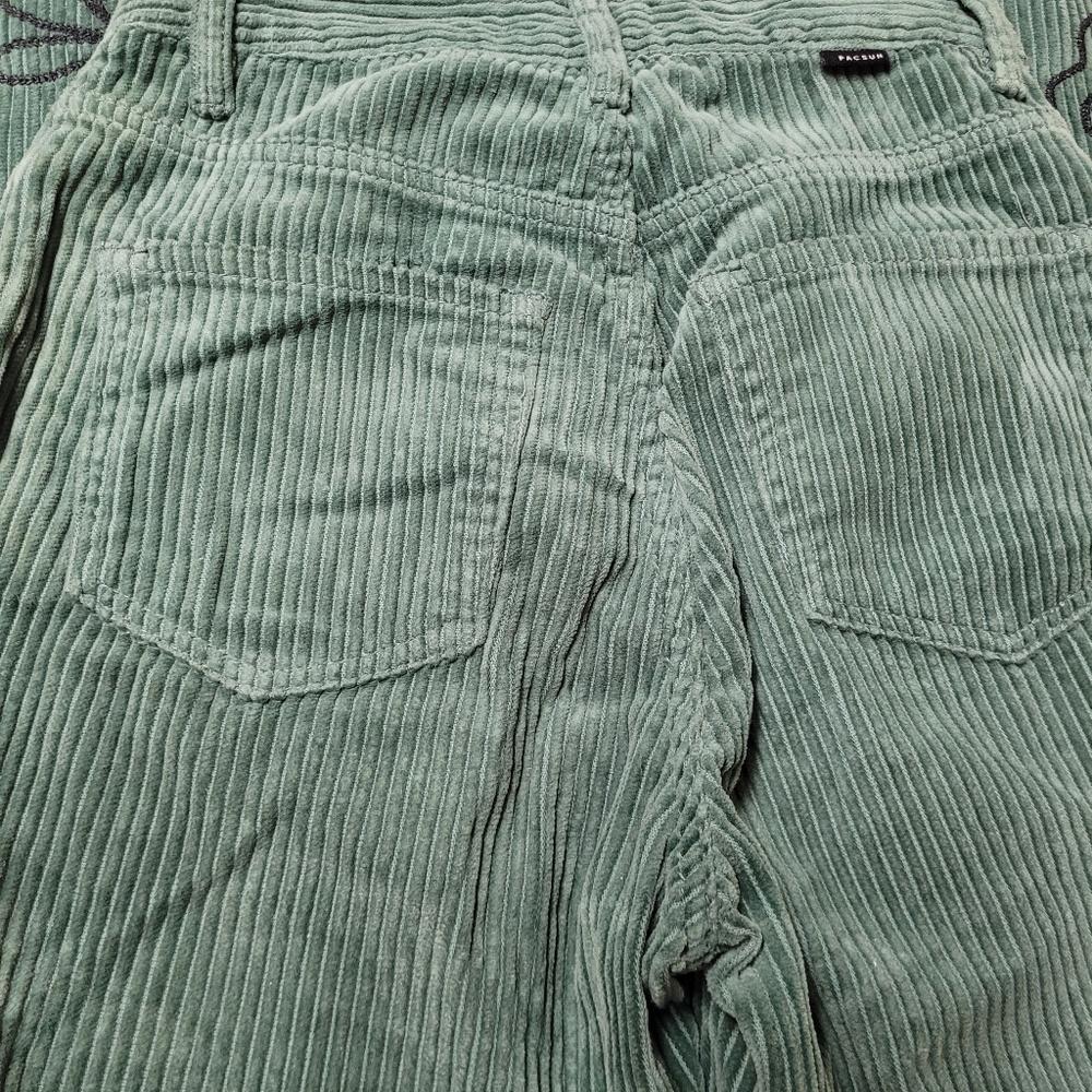 ❤️Pacsun 90s Boyfriend Embroidered Corduroy Jeans 24/31 - Picture 13 of 14